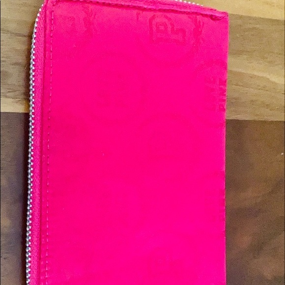 SOLD VS Pink Rare wallet - Picture 3 of 6